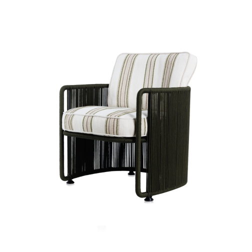 Poltrona Nicc - Trama