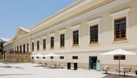 VENIT + MIO BARRA HOTEL